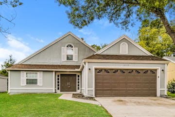 8054 Loch Lomond Ln Jacksonville, FL 32244